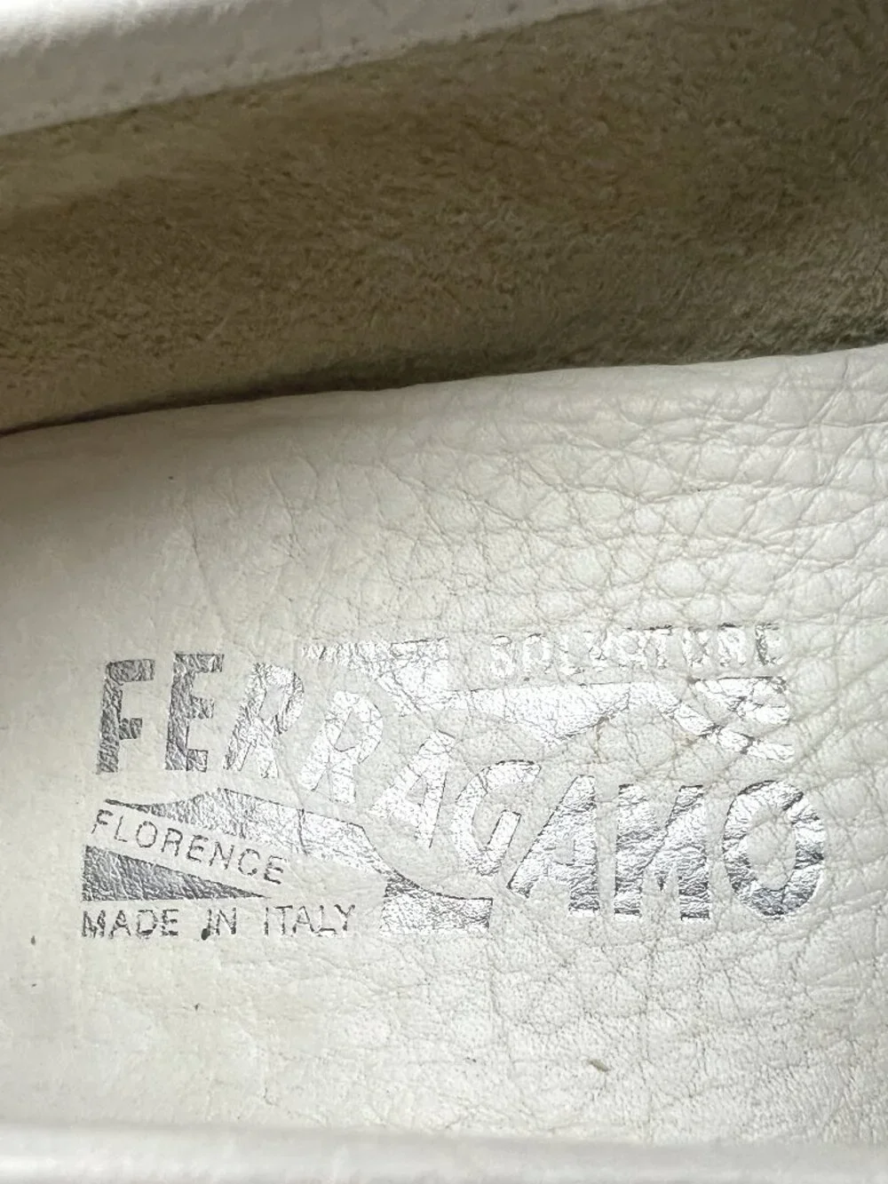 $1050 Salvatore Ferragamo White PHOENIX Shoes Gancini Silver Bit Loafers 9.5 D